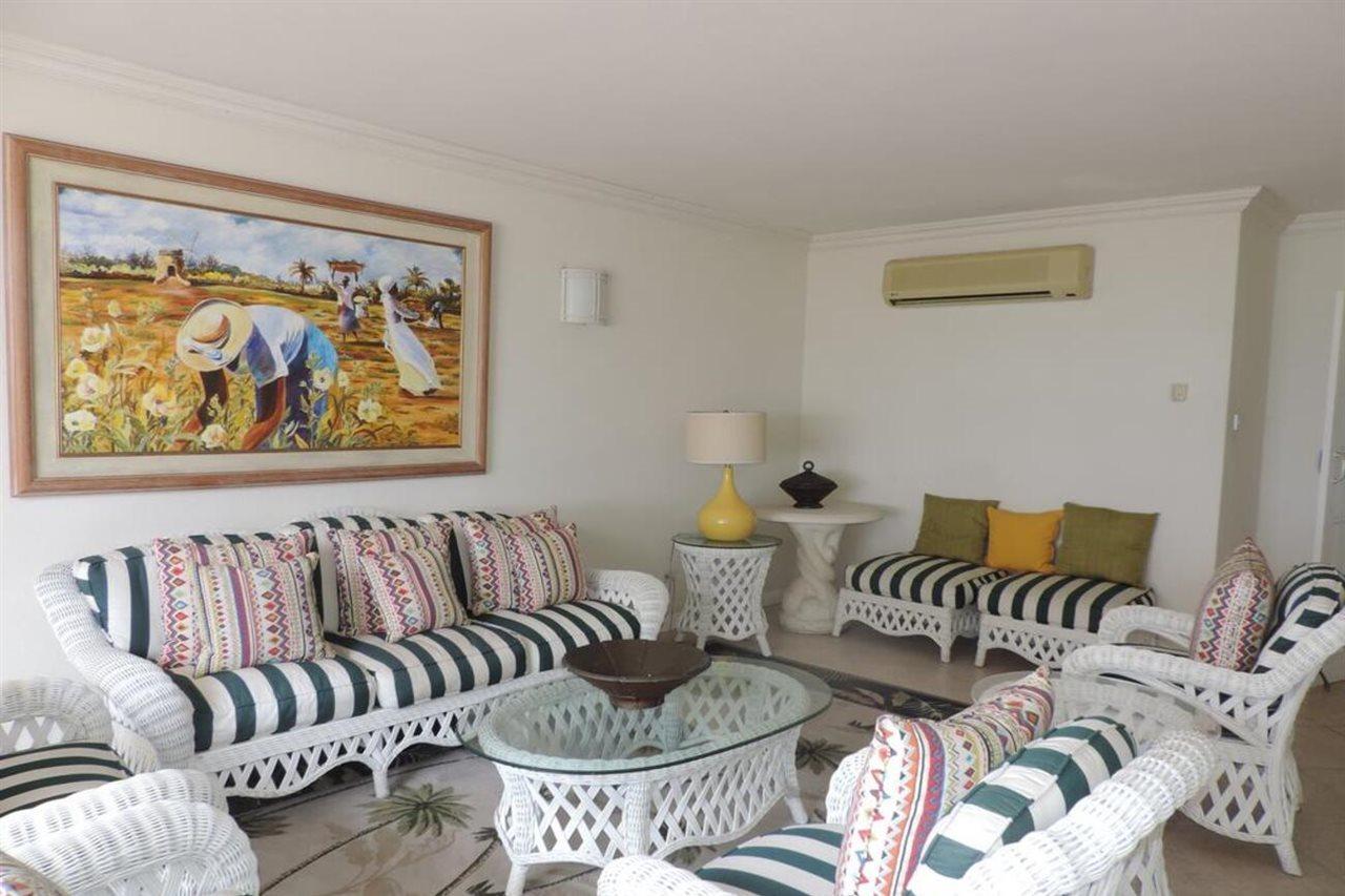 Coral Sands Beach Resort Bridgetown Exterior foto
