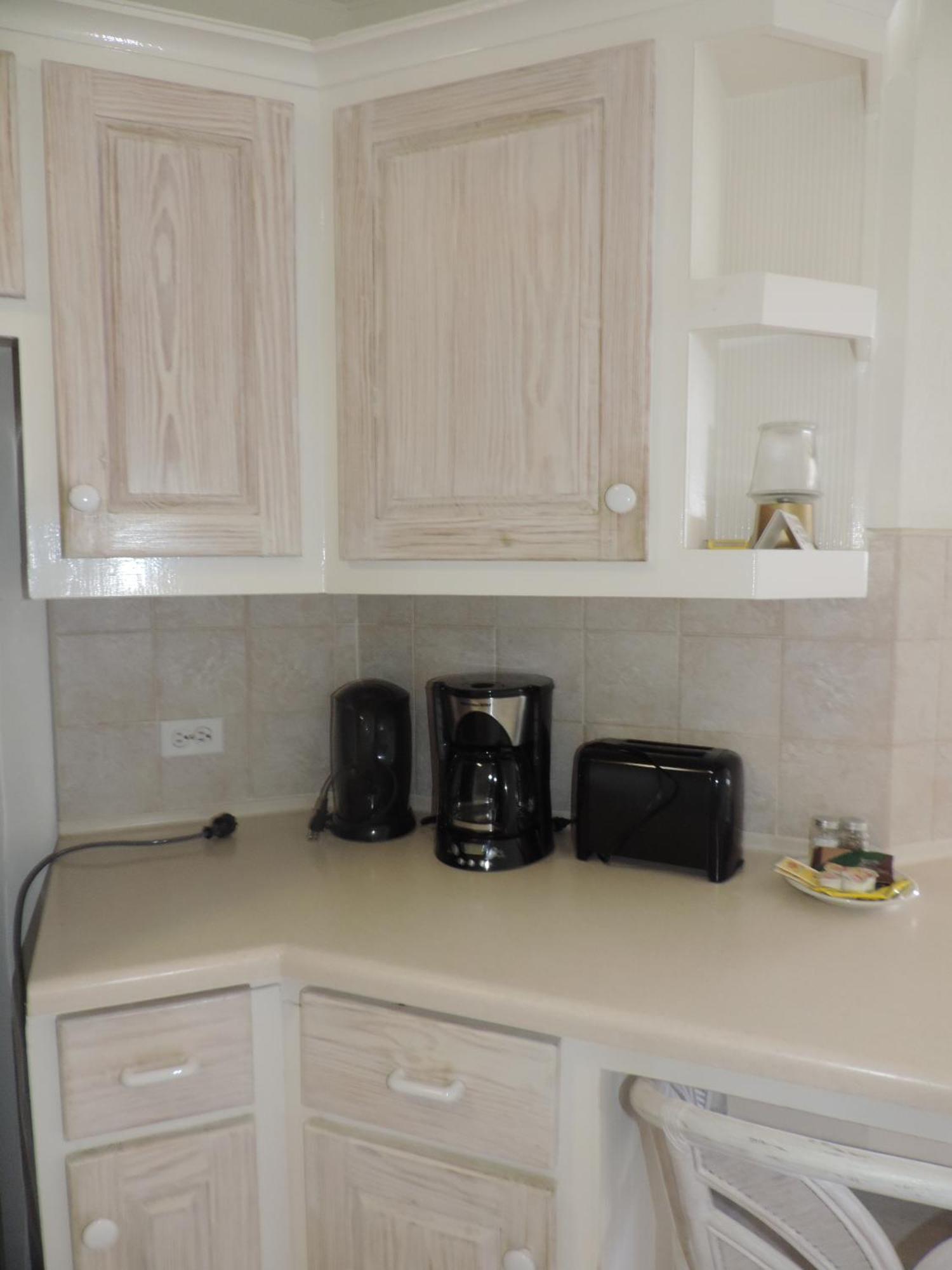 Coral Sands Beach Resort Bridgetown Habitación foto
